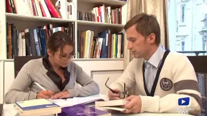 Charlotte baise avec son prof pendant les cours particuliers