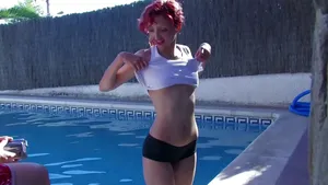 MILF mature en lingerie se fait défoncer le cul