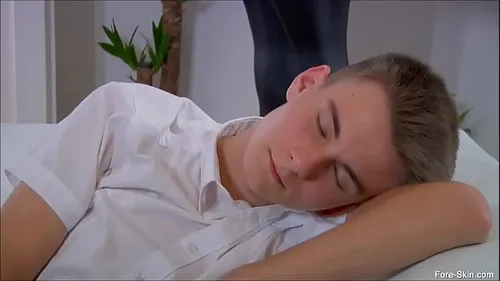 Séduction Gay Intense et Sodomie avec Bite Non Circoncise